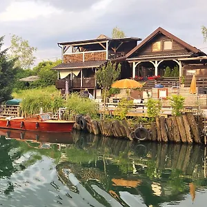 River Ljubljanica Vikendica