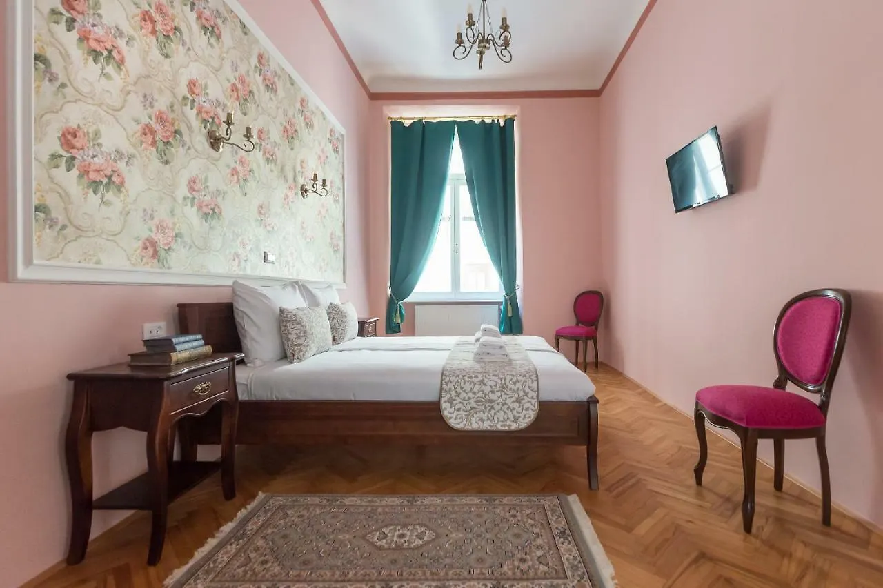 Barbo Palace Apartments And Rooms Ljubljana 0*,  Slovenia